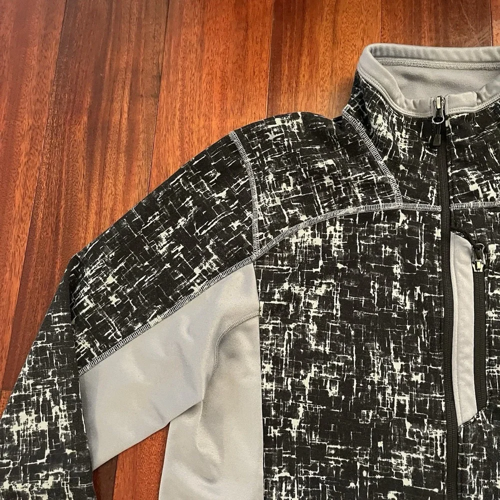 The North Face Fleece Men Large Black Gray Full Zip Jacket Geometric Plaid Logo